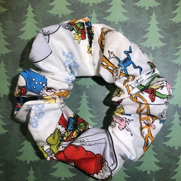 5 piece Christmas Scrungie set - Picture 8 of 9